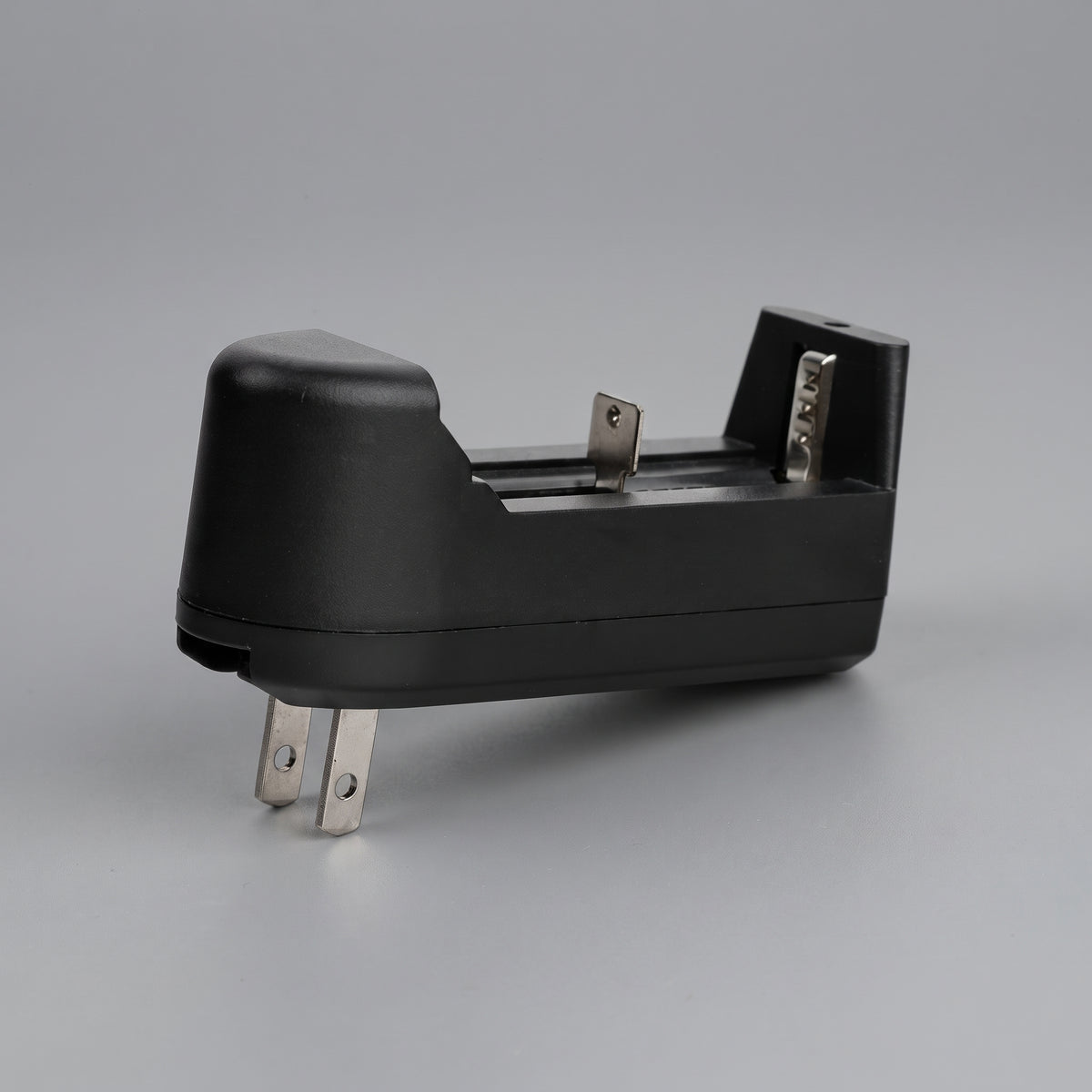 Cargador de baterías (REF: J250929)